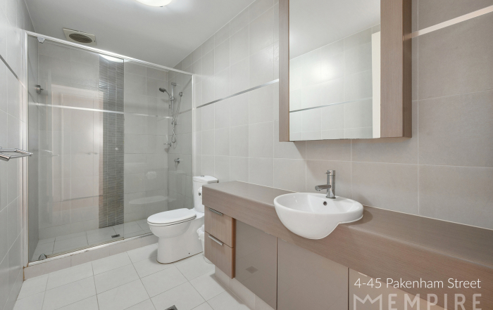 4/45 Pakenham Street